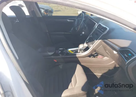 2014 Ford Fusion Se z USA, uszkodzony, nr VIN 3FA6P0HD1ER199165